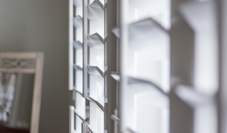 Your faux wood should have solid louvers if you’re looking for energy efficiency and a real-wood feel. Faux Wood Plantation Shutters in Cincinnati